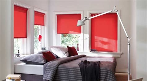 Les 4 astuces pour se protéger du soleil à l'intérieur.